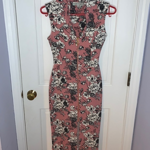 Pink and‎ white zip up dress